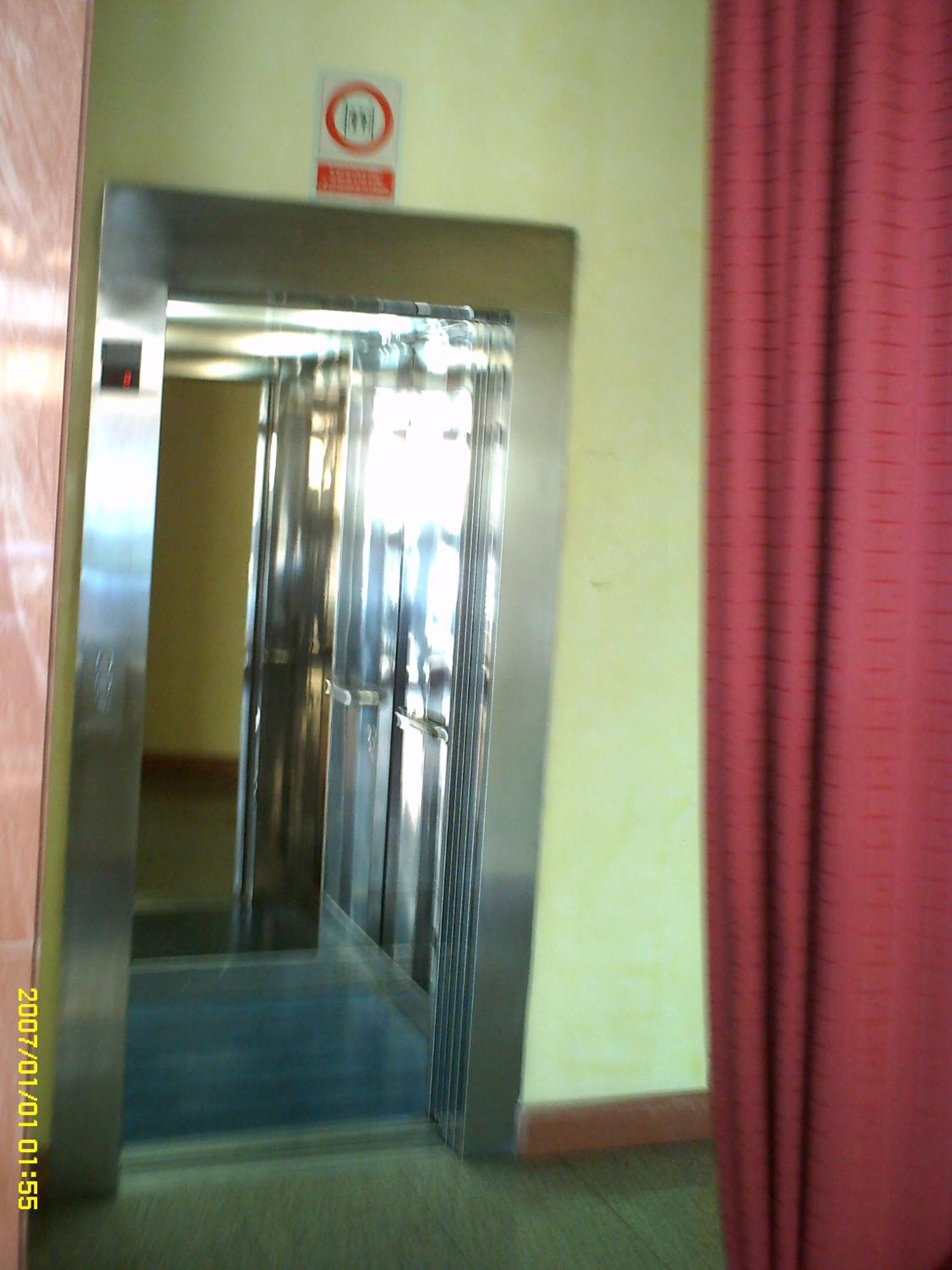 Hotel Villapaloma La Virgen del Camino Kültér fotó