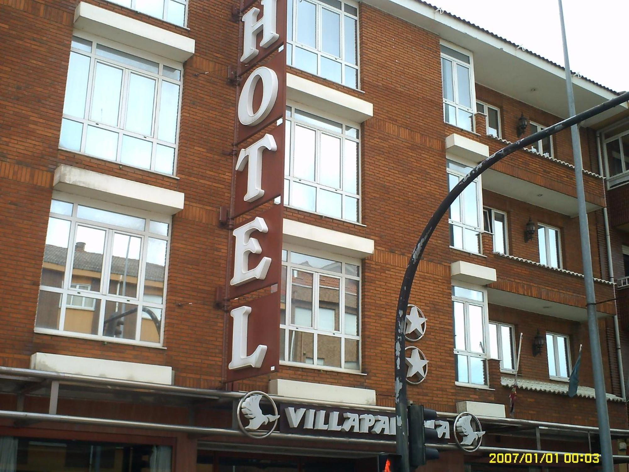 Hotel Villapaloma La Virgen del Camino Kültér fotó