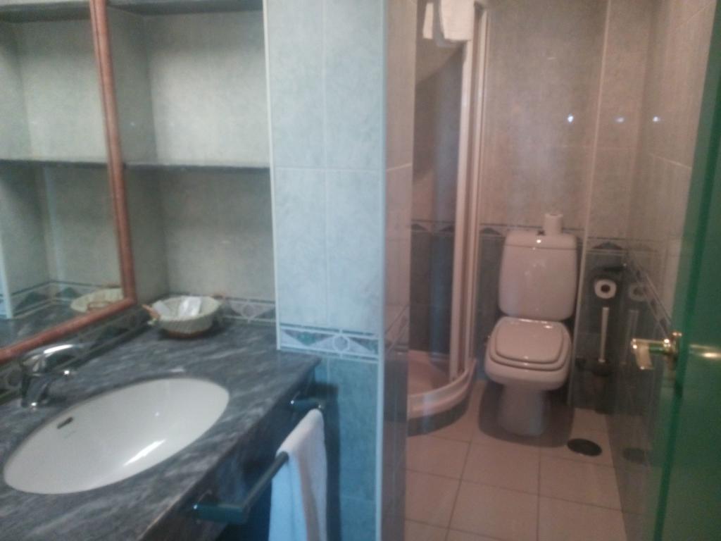 Hotel Villapaloma La Virgen del Camino Szoba fotó