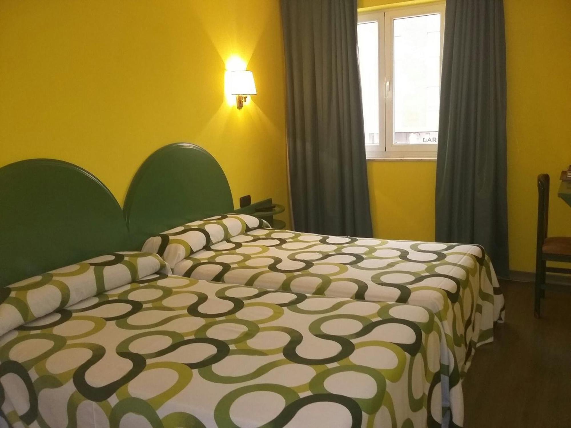 Hotel Villapaloma La Virgen del Camino Kültér fotó